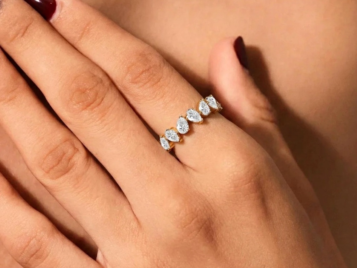 Pear Diamond Ring
